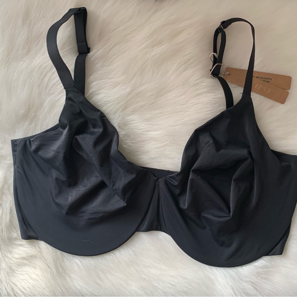 SKIMS Smoothing Intimates Full Coverage Bra 36DDDD  BA-PLG-2610